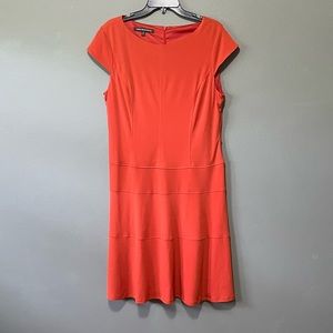 Jones wear dress short sleeve dress